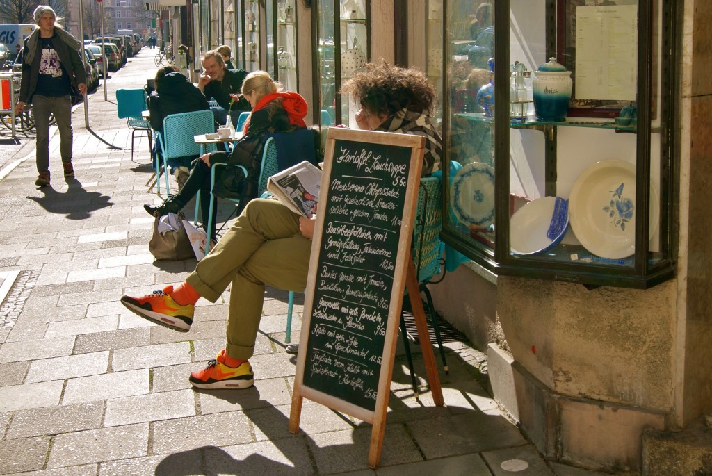 Marais Ladencafé 3 - Bei schönem Wetter auch draußen