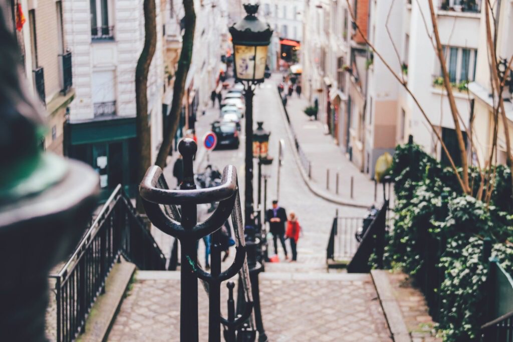 Discovering the Beauty of Montmartre and Le Marais