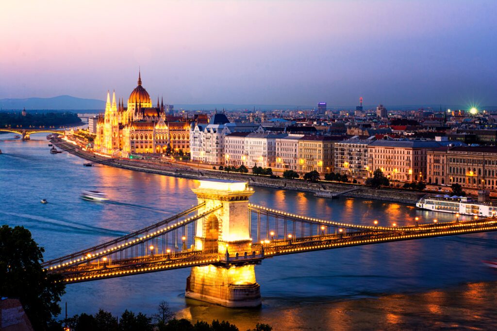 Junggesellenabschied in Budapest - Panoramablick auf Budapest bei Nacht