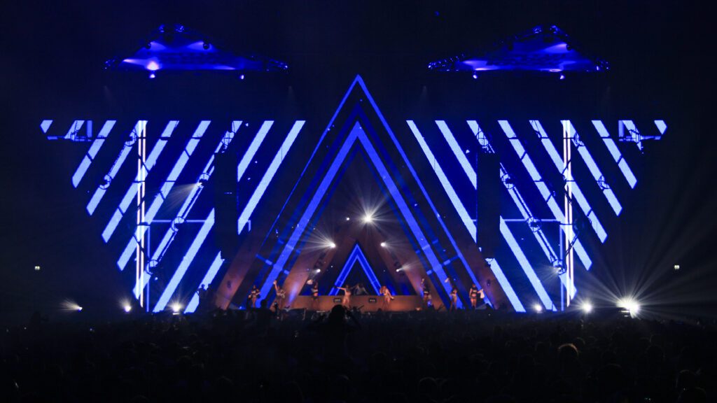 Best Festivals in Amsterdam 2024 - blue neon visuals at a music festival
