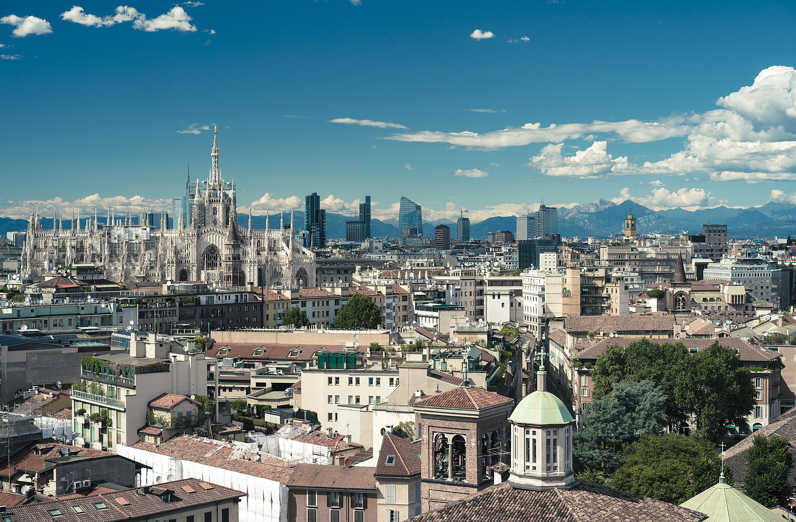 A panoramic view of Milan, that will host a new MEININGER hotel